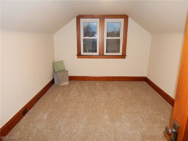 1718 Cook Avenue, Cleveland, OH 44109