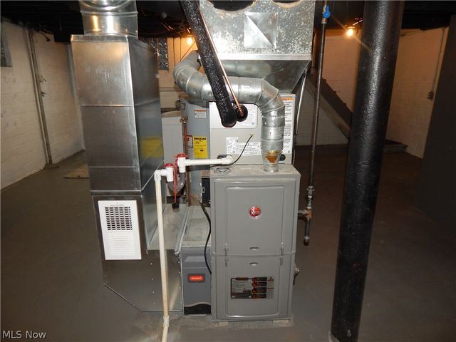 1718 Cook Avenue, Cleveland, OH 44109