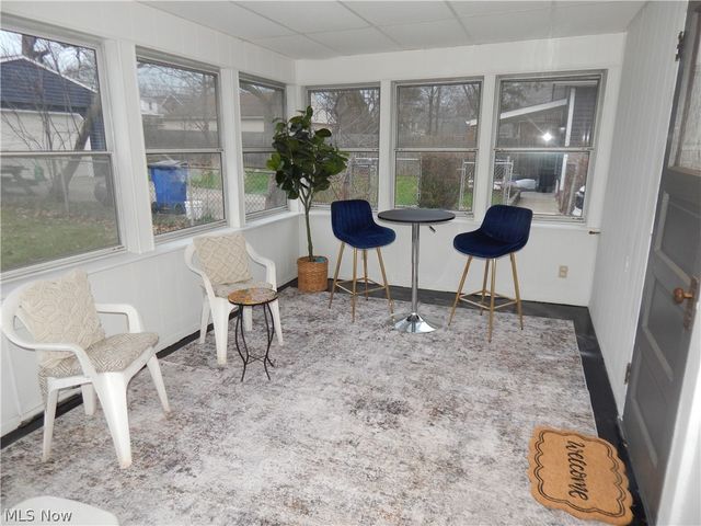 1718 Cook Avenue, Cleveland, OH 44109