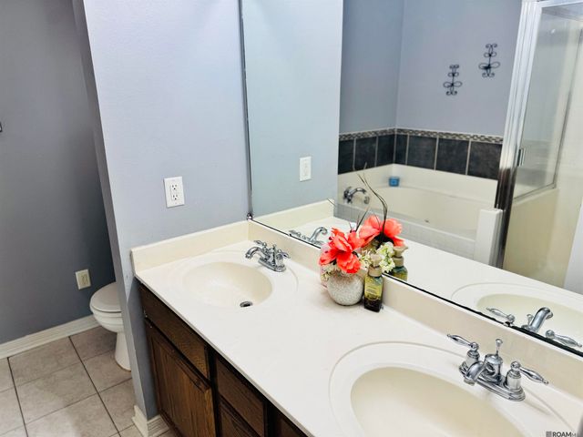 17361 Cherry Creek Dr, Prairieville, LA 70769