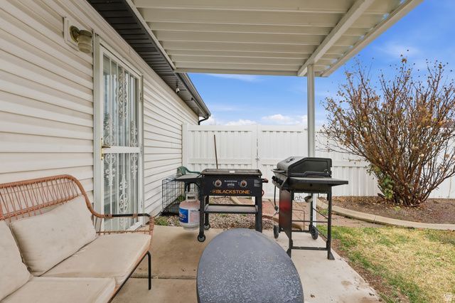 3272 S SHARAL CIR, West Valley City, UT 84128