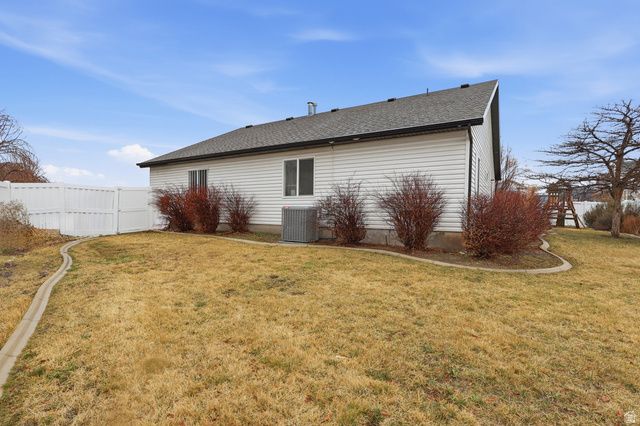 3272 S SHARAL CIR, West Valley City, UT 84128