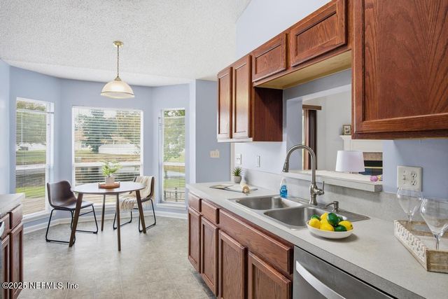 7885 STEAMBOAT SPRINGS Court, Jacksonville, FL 32210