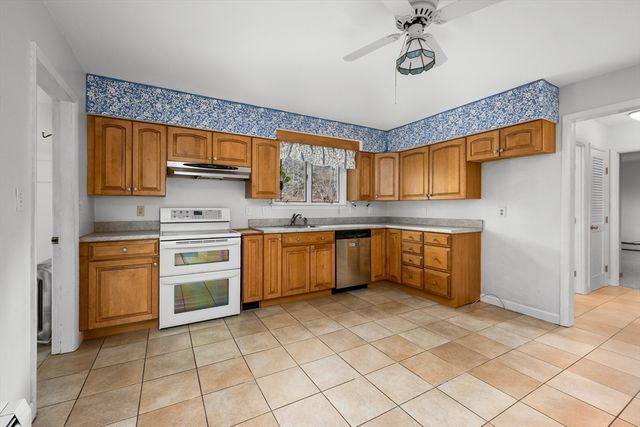 33 Head Of The Bay Rd., Bourne, MA 02532