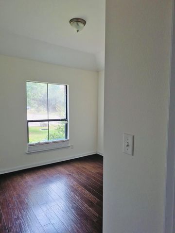 5524 Allamanda DR, Austin, TX 78739