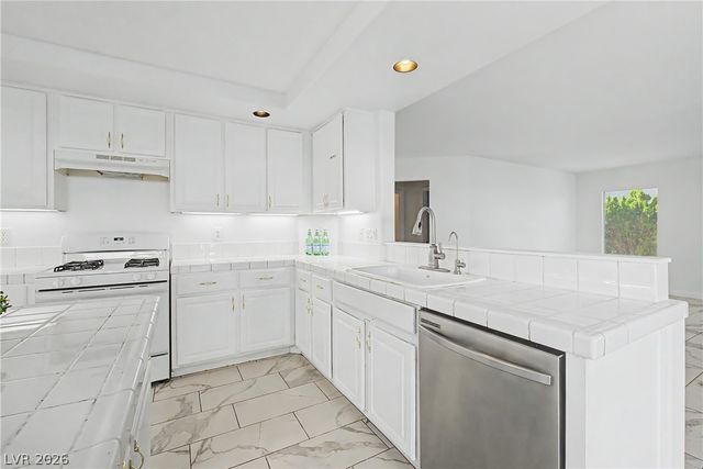 10794 Serendipity Court, Las Vegas, NV 89183