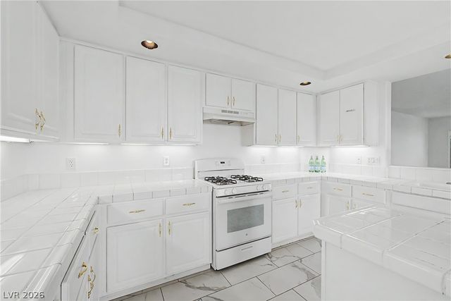 10794 Serendipity Court, Las Vegas, NV 89183