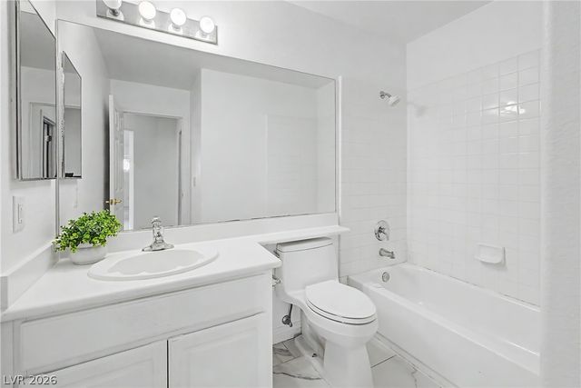 10794 Serendipity Court, Las Vegas, NV 89183
