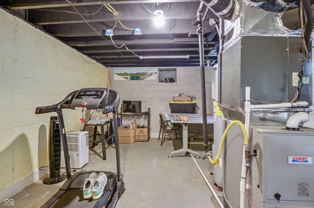 3960 Rookwood Avenue, Indianapolis, IN 46208
