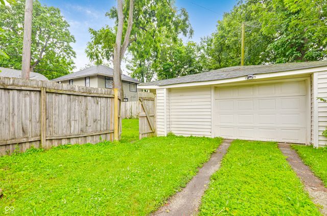 3960 Rookwood Avenue, Indianapolis, IN 46208