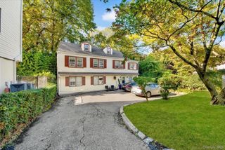 35 Washington Avenue North 1, White Plains, NY 10603