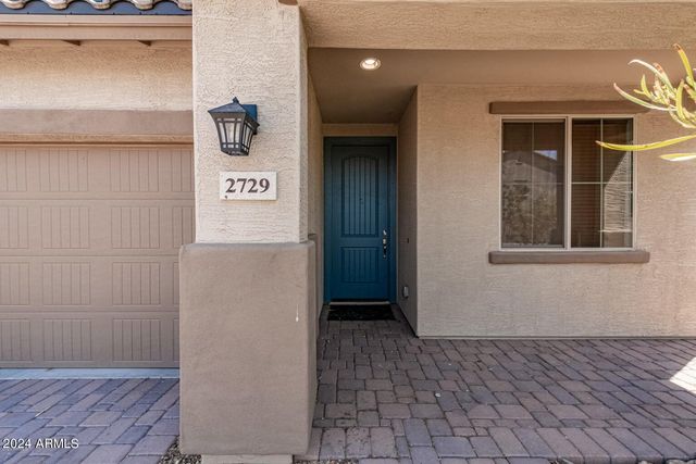 2729 E DUNBAR Drive, Phoenix, AZ 85042