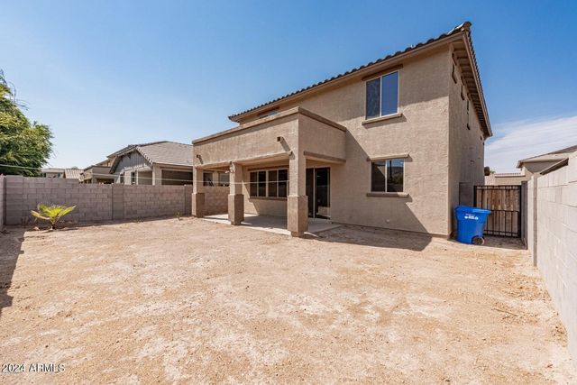 2729 E DUNBAR Drive, Phoenix, AZ 85042