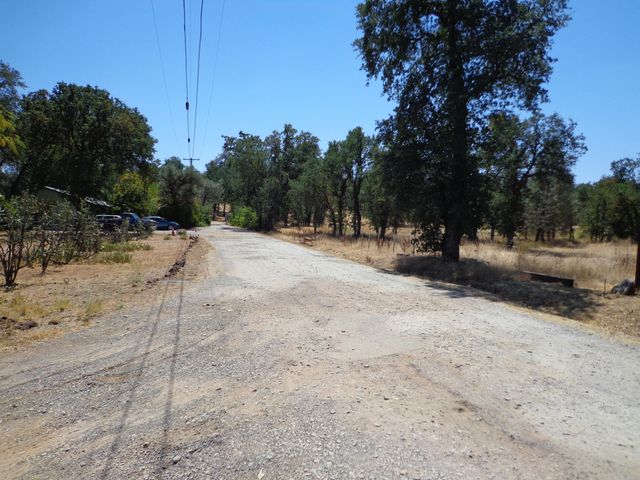 12009 Theresa Lane, Redding, CA 96003