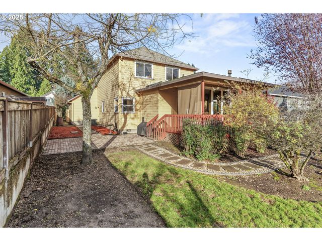 32898 Sw Keys Landing Way, Scappoose, OR 97056