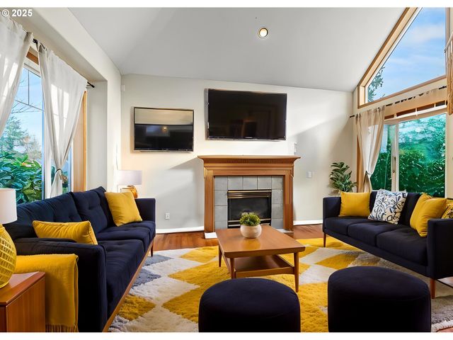 32898 Sw Keys Landing Way, Scappoose, OR 97056