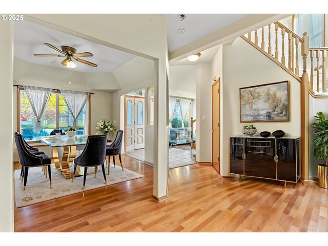 32898 Sw Keys Landing Way, Scappoose, OR 97056