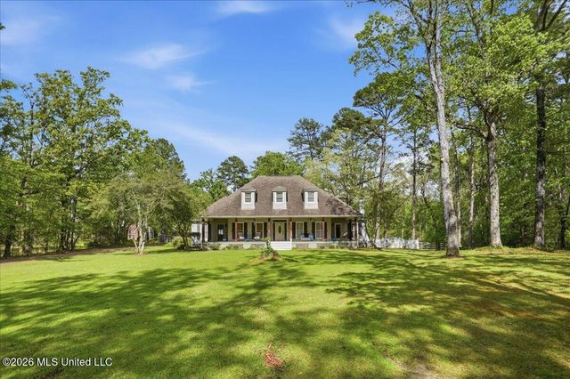 104 Quail Hollow Place, Brandon, MS 39047