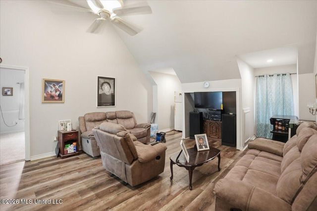 104 Quail Hollow Place, Brandon, MS 39047