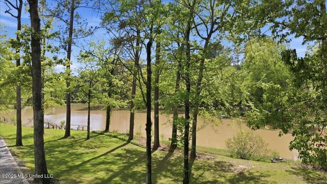 104 Quail Hollow Place, Brandon, MS 39047