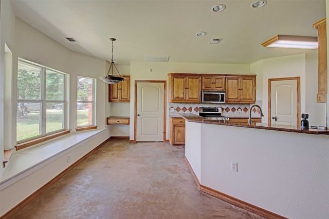 2800 County Road 314, Cleburne, TX 76031