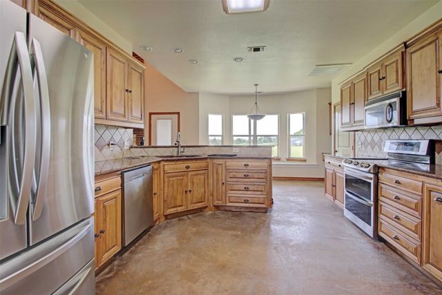 2800 County Road 314, Cleburne, TX 76031