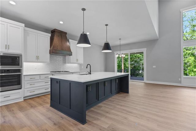 5143 NW 47th Terrace, Riverside, MO 64150