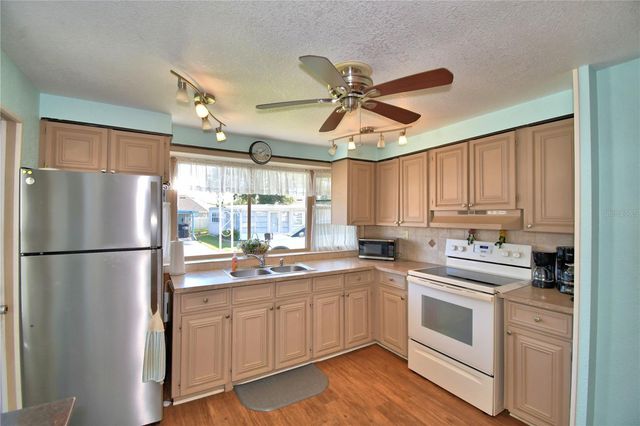 117 HOLIDAY LANE, Auburndale, FL 33823