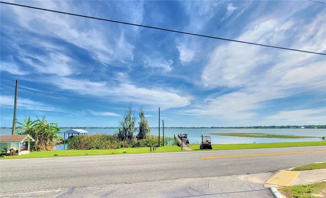 117 HOLIDAY LANE, Auburndale, FL 33823