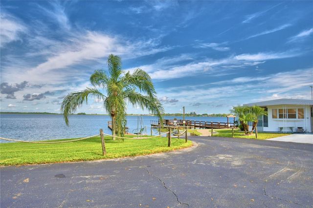 117 HOLIDAY LANE, Auburndale, FL 33823