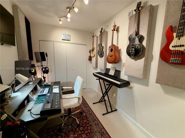 488 NE 18th St 2207, Miami, FL 33132