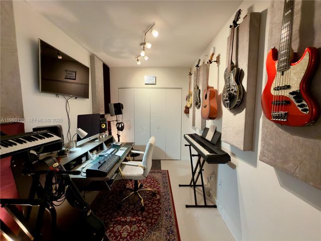 488 NE 18th St 2207, Miami, FL 33132