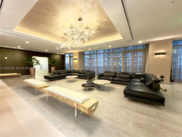 488 NE 18th St 2207, Miami, FL 33132