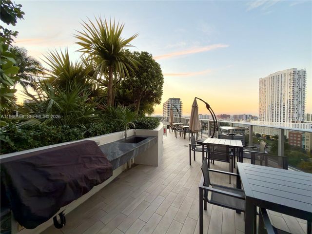 488 NE 18th St 2207, Miami, FL 33132