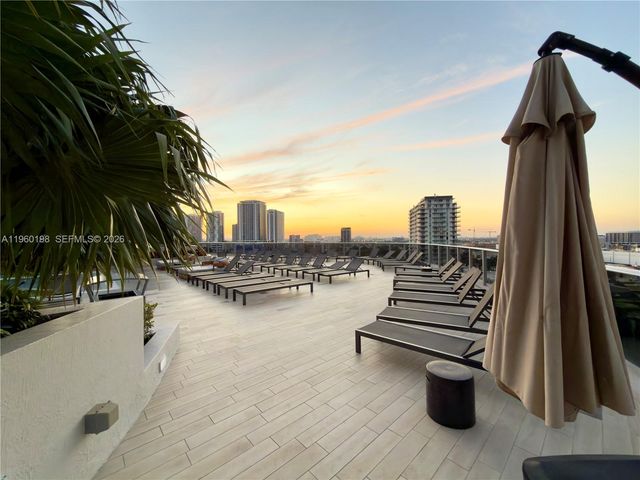 488 NE 18th St 2207, Miami, FL 33132