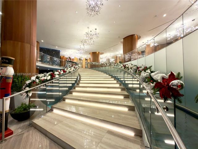 488 NE 18th St 2207, Miami, FL 33132