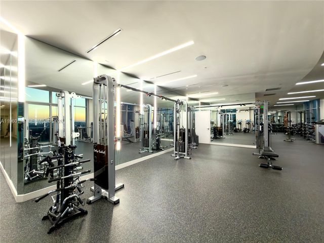 488 NE 18th St 2207, Miami, FL 33132