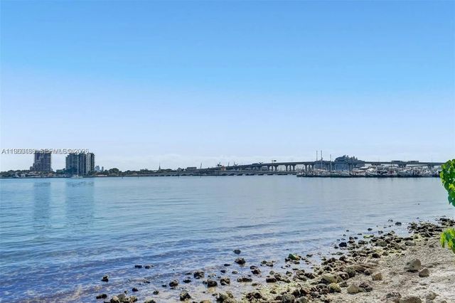 488 NE 18th St 2207, Miami, FL 33132