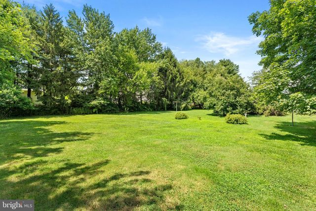 836 OLD YORK RD, Hightstown, NJ 08520
