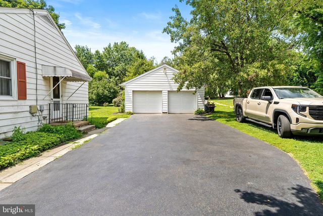 836 OLD YORK RD, Hightstown, NJ 08520
