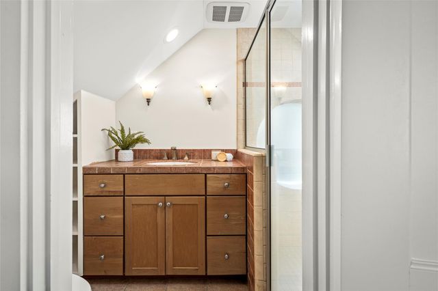 1720 Milford Street, Houston, TX 77098