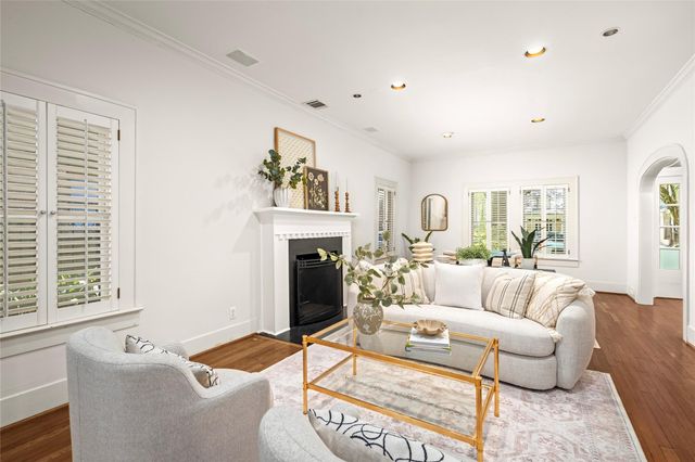 1720 Milford Street, Houston, TX 77098