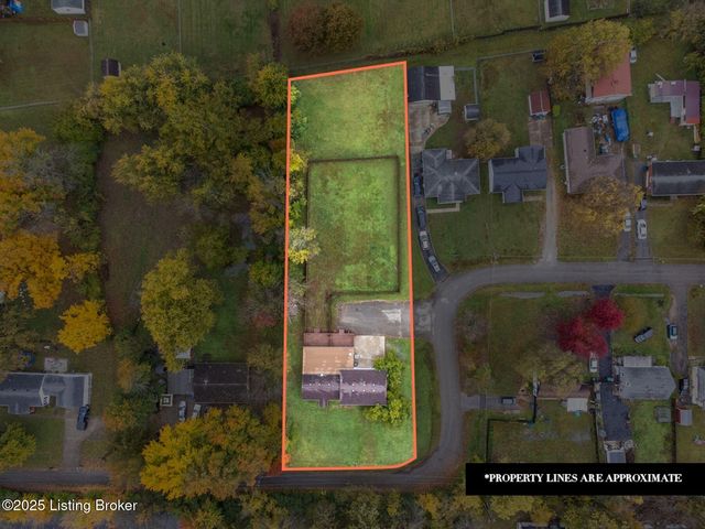 7700 Rosemary Ln, Louisville, KY 40214