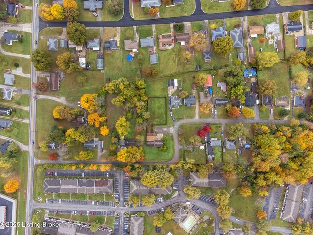 7700 Rosemary Ln, Louisville, KY 40214