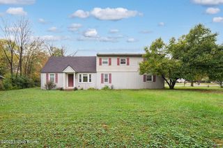 7700 Rosemary Ln, Louisville, KY 40214