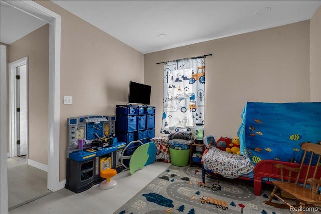 11132 Delano Street, Romulus, MI 48174