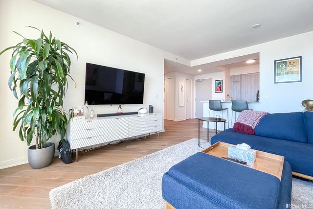 401 Harrison Street 23A, San Francisco, CA 94105