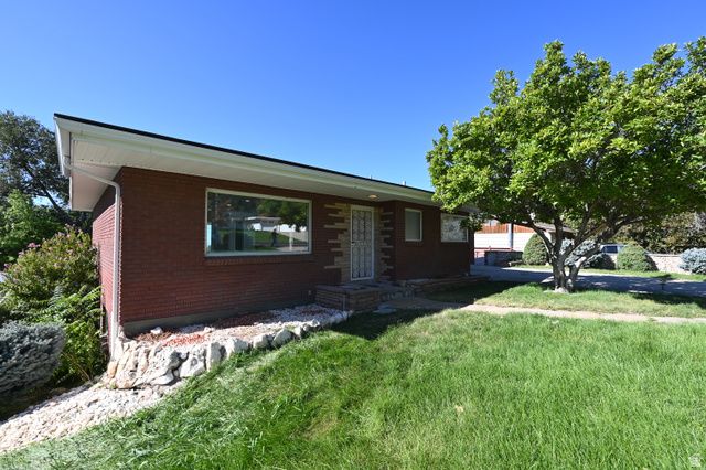2928 S DAVIS BLVD, Bountiful, UT 84010
