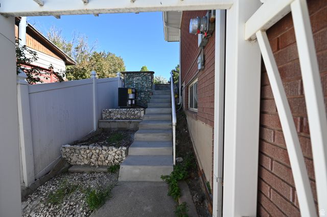 2928 S DAVIS BLVD, Bountiful, UT 84010