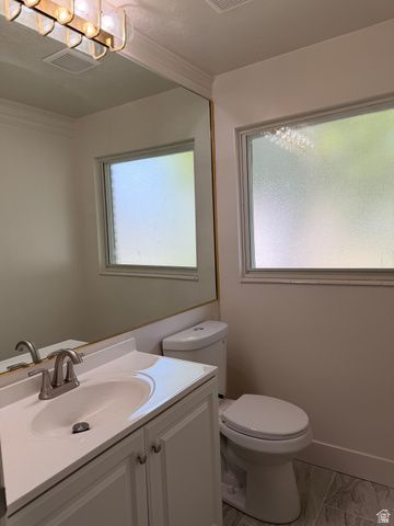 2928 S DAVIS BLVD, Bountiful, UT 84010